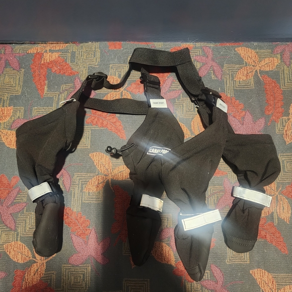 Canada Pooch Black Suspender Dog Boots Size 2 Short - Picture 4 of 6